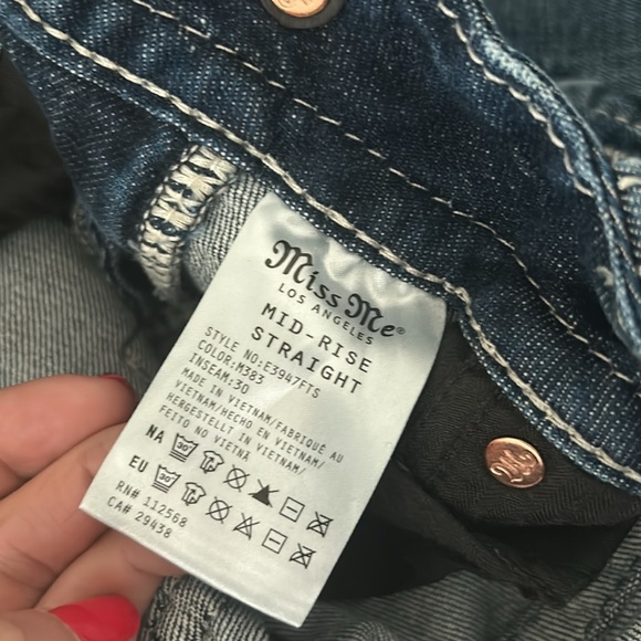 Miss me jeans like new. Wore a couple of times but they aren’t my stile anymore - Picture 8 of 8